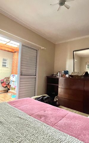 Casa à venda com 230m², 3 quartos e 2 vagas Casa à venda com 230m², 3 quartos e 2 vagasSuite
