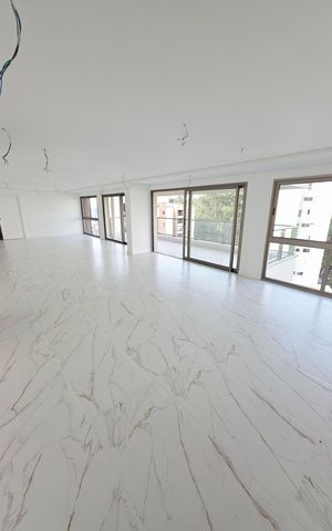 Apartamento à venda com 270m², 4 quartos e 6 vagas Apartamento à venda com 270m², 4 quartos e 6 vagasSala