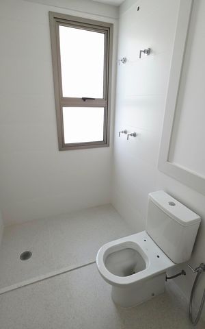 Apartamento à venda com 270m², 4 quartos e 6 vagas Apartamento à venda com 270m², 4 quartos e 6 vagasBanheiro