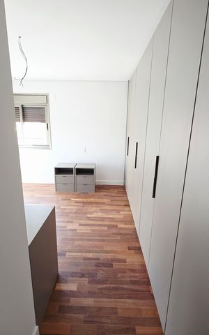 Apartamento à venda com 270m², 4 quartos e 6 vagas Apartamento à venda com 270m², 4 quartos e 6 vagasQuarto