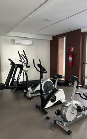Apartamento à venda com 505m², 3 quartos e 6 vagas Apartamento à venda com 505m², 3 quartos e 6 vagasÁrea externa
