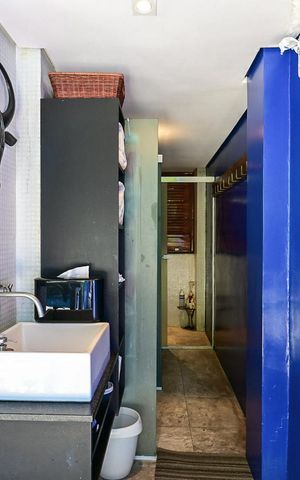 Casa de condomínio para alugar com 420m², 3 quartos e 6 vagasBanheiro da Piscina