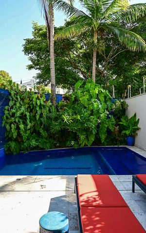 Casa de condomínio para alugar com 420m², 3 quartos e 6 vagasPiscina