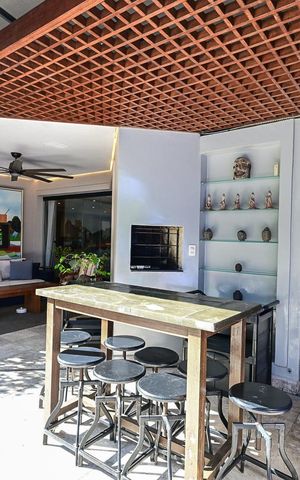 Casa de condomínio para alugar com 420m², 3 quartos e 6 vagasVaranda Gourmet