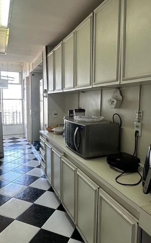 Apartamento à venda com 105m², 3 quartos e 2 vagasCozinha