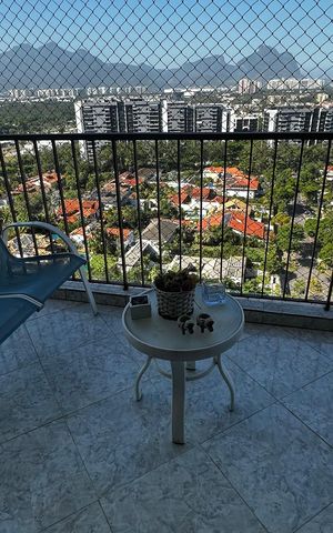 Apartamento à venda com 105m², 3 quartos e 2 vagasVaranda