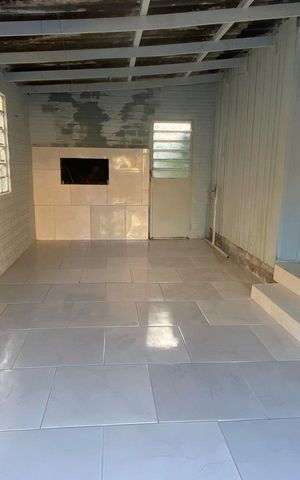 Casa à venda com 70m², 2 quartos e 1 vaga Casa à venda com 70m², 2 quartos e 1 vagaÁrea externa