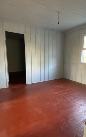 Casa à venda com 70m², 2 quartos e 1 vaga Casa à venda com 70m², 2 quartos e 1 vagaSala