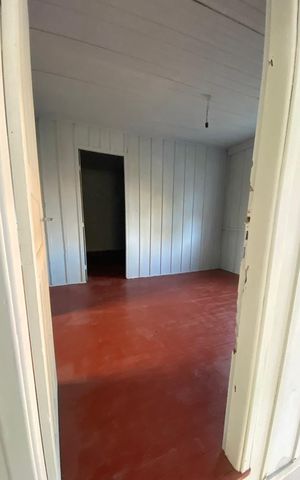 Casa à venda com 70m², 2 quartos e 1 vaga Casa à venda com 70m², 2 quartos e 1 vagaSala