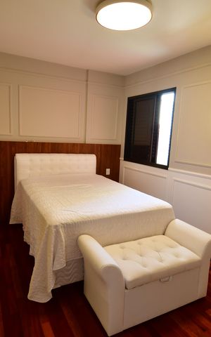 Apartamento à venda com 240m², 3 quartos e 3 vagasQuarto 3 - Suíte