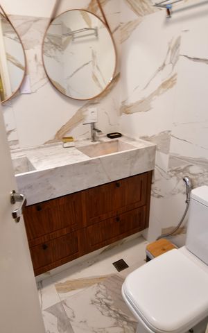 Apartamento à venda com 240m², 3 quartos e 3 vagasBanheiro Suíte