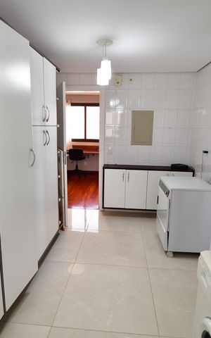 Apartamento à venda com 240m², 3 quartos e 3 vagasÁrea de Serviço