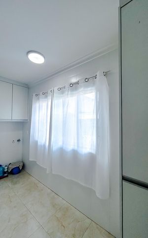 Casa à venda com 180m², 3 quartos e 5 vagasÁrea de Serviço