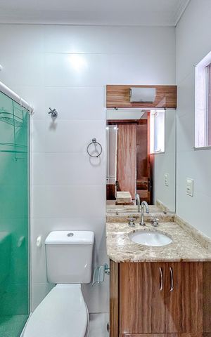 Casa à venda com 180m², 3 quartos e 5 vagasBanheiro da Suíte 3