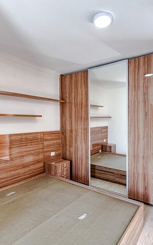 Casa à venda com 180m², 3 quartos e 5 vagasSuíte 1