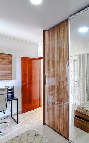 Casa à venda com 180m², 3 quartos e 5 vagasSuíte 3