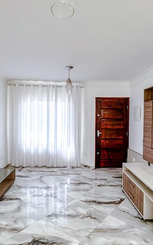 Casa à venda com 180m², 3 quartos e 5 vagasSala
