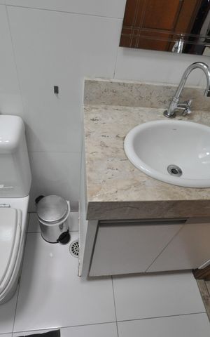 Casa à venda com 85m², 3 quartos e 2 vagasBanheiro Social