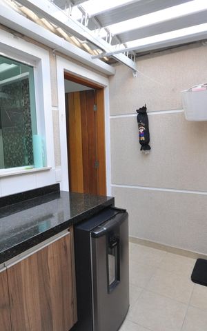 Casa à venda com 85m², 3 quartos e 2 vagasÁrea de serviço