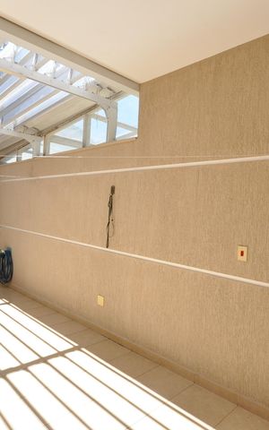 Casa à venda com 85m², 3 quartos e 2 vagasGaragem