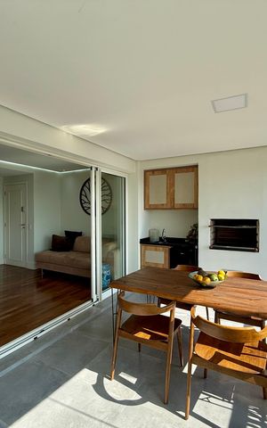 Apartamento à venda com 103m², 2 quartos e 2 vagasVaranda 