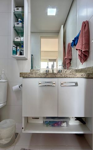 Apartamento à venda com 103m², 2 quartos e 2 vagasBanheiro Suíte 