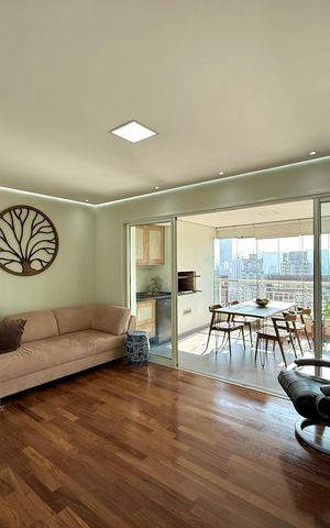 Apartamento à venda com 103m², 2 quartos e 2 vagasSala
