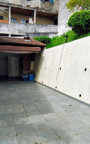 Casa de condomínio à venda com 100m², 2 quartos e 2 vagas Casa de condomínio à venda com 100m², 2 quartos e 2 vagasÁrea comum
