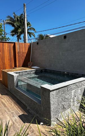 Casa de condomínio à venda com 188m², 3 quartos e 4 vagasPiscina