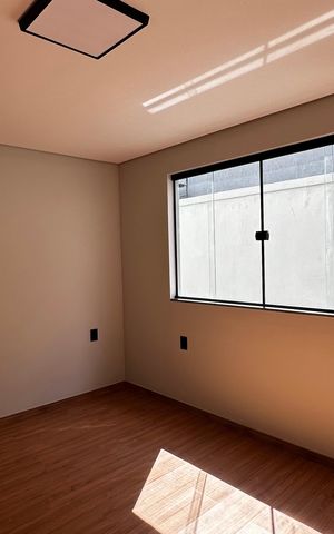 Casa de condomínio à venda com 188m², 3 quartos e 4 vagasSuíte 2