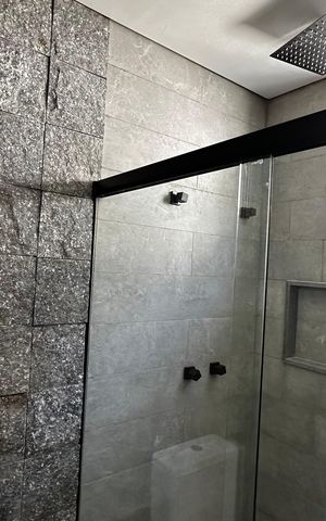 Casa de condomínio à venda com 188m², 3 quartos e 4 vagasBanheiro da Suíte 3