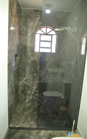 Casa para alugar com 170m², 3 quartos e 3 vagasBanheiro Social 