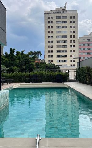 Apartamento à venda com 27m², 1 quarto e sem vaga Apartamento à venda com 27m², 1 quarto e sem vagaÁrea comum - Piscina