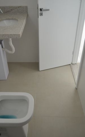 Apartamento à venda com 94m², 3 quartos e 2 vagasBanheiro da Suíte