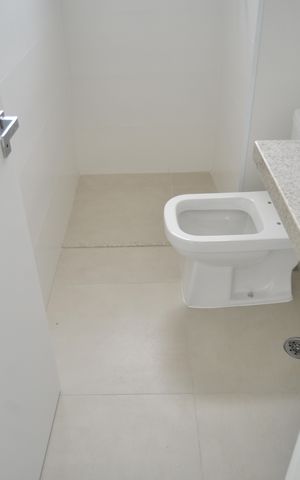 Apartamento à venda com 94m², 3 quartos e 2 vagasBanheiro Social