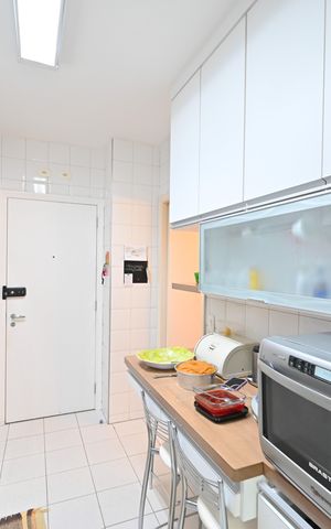 Apartamento para alugar com 123m², 3 quartos e 3 vagasCozinha