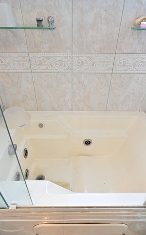 Apartamento para alugar com 123m², 3 quartos e 3 vagasBanheiro da Suíte 1