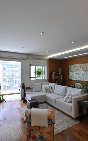 Apartamento para alugar com 123m², 3 quartos e 3 vagasSala