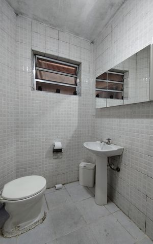 Casa à venda com 95m², 2 quartos e 1 vaga Casa à venda com 95m², 2 quartos e 1 vagaBanheiro - torneira
