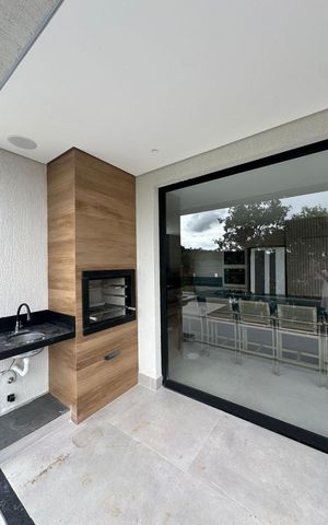 Casa para alugar com 395m², 4 quartos e 7 vagas Casa para alugar com 395m², 4 quartos e 7 vagasÁrea externa