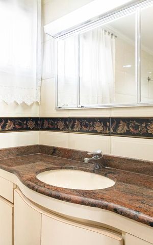 Apartamento para alugar com 110m², 2 quartos e 1 vaga Apartamento para alugar com 110m², 2 quartos e 1 vagaBanheiro da Suíte