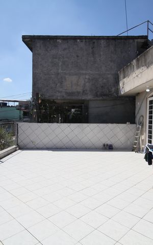Casa à venda com 300m², 3 quartos e 2 vagasVaranda