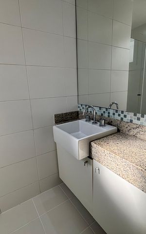 Apartamento à venda com 88m², 2 quartos e 2 vagas Apartamento à venda com 88m², 2 quartos e 2 vagasBanheiro do Quarto 1