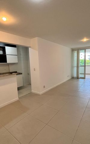Apartamento à venda com 88m², 2 quartos e 2 vagas Apartamento à venda com 88m², 2 quartos e 2 vagasSala