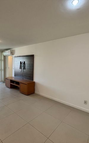 Apartamento à venda com 88m², 2 quartos e 2 vagas Apartamento à venda com 88m², 2 quartos e 2 vagasSala