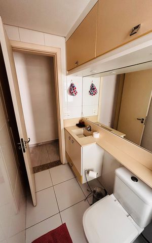 Apartamento à venda com 59m², 2 quartos e 1 vaga Apartamento à venda com 59m², 2 quartos e 1 vagaBanheiro social