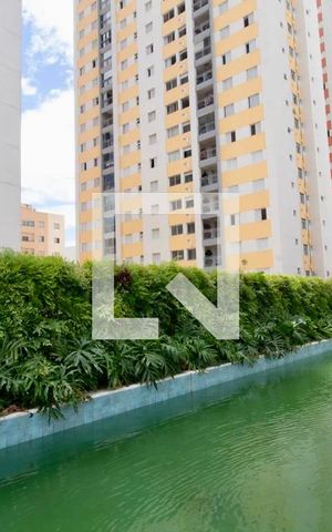 Apartamento à venda com 47m², 0 quarto e 1 vaga Apartamento à venda com 47m², 0 quarto e 1 vagaÁrea Comum - Piscina