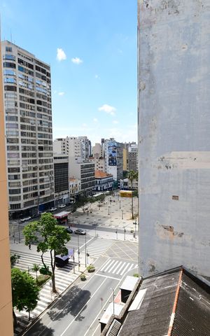 Apartamento à venda com 168m², 3 quartos e sem vagaÁrea de Serviço - Vista