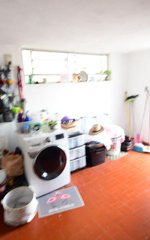 Casa à venda com 238m², 5 quartos e 3 vagasÁrea de Serviço