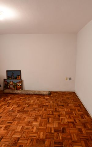 Casa à venda com 238m², 5 quartos e 3 vagasQuarto 3